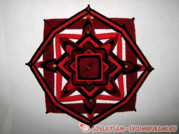 Плетеная мандала ojo de dios