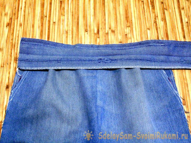Перешиваем джинсы на малыша
