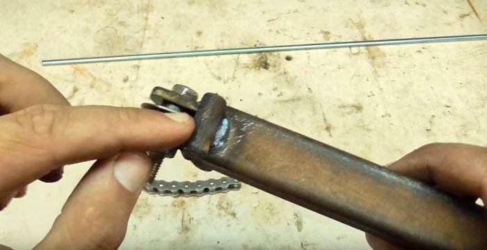 Простой труборез