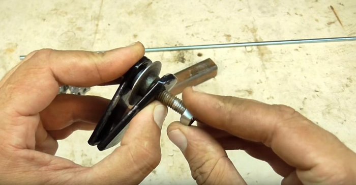 Простой труборез