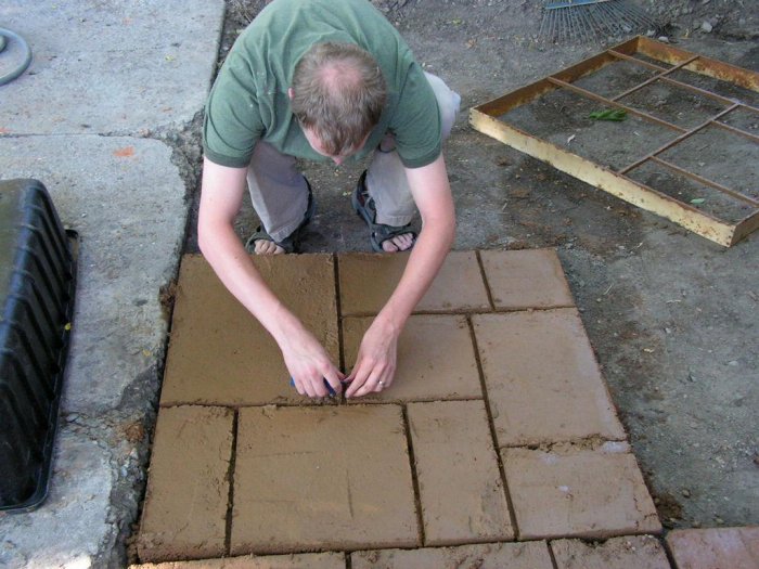 Бетонная площадка своими руками