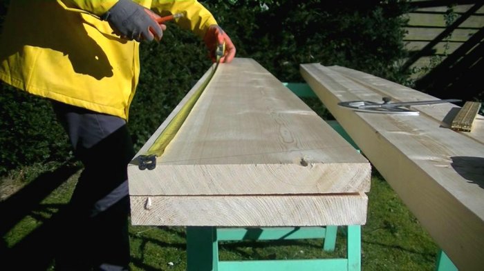 Складная деревянная лестница