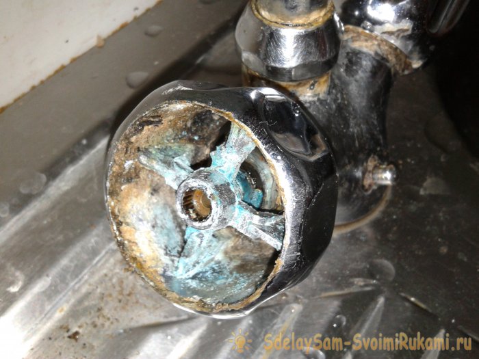 Ремонт смесителя на кухне