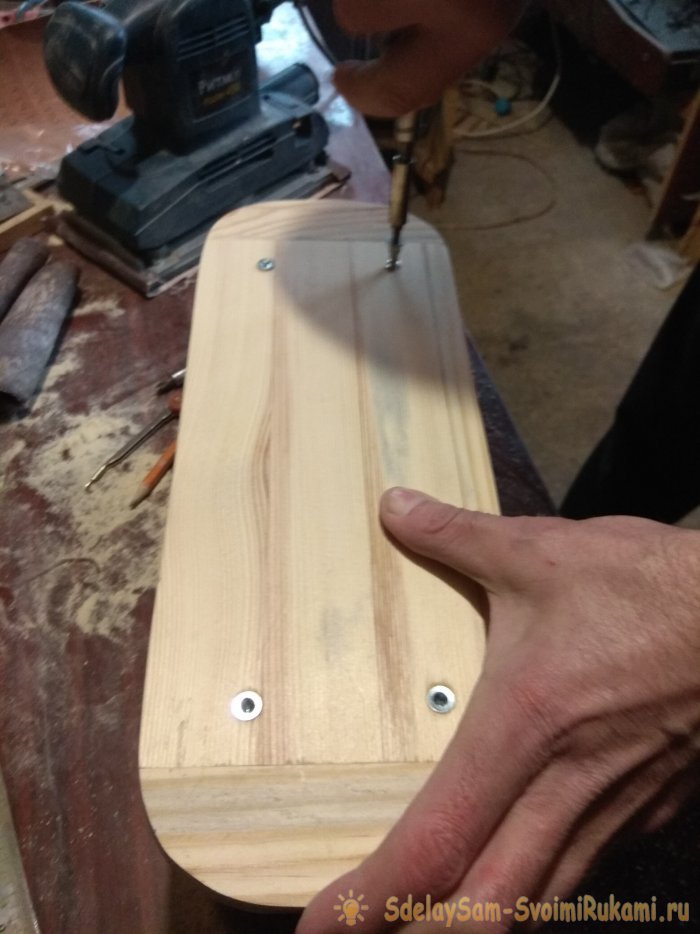 Изготовление маникюрной подставки под руки