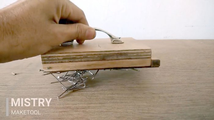 Магнитная щетка своими руками