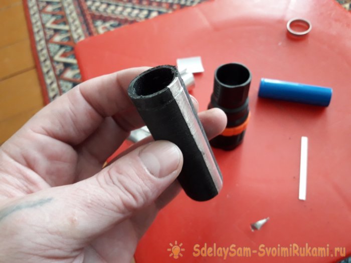 Модификация карманного фонарика с аккумуляторов ААА на аккумулятор 18650