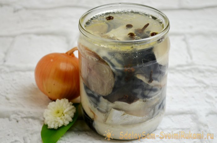 Маринованная скумбрия