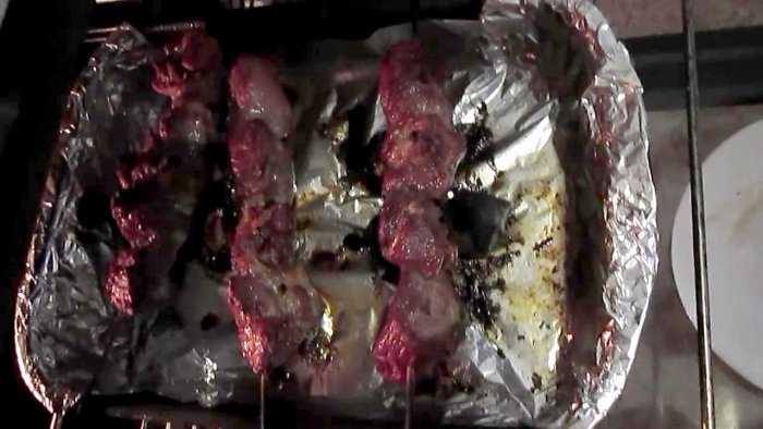 Шашлык в духовке на углях