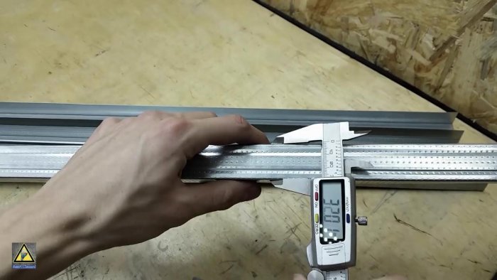 Дешевые светильники для освещения мастерской