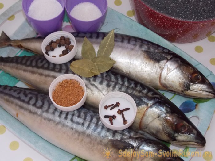 Как засолить скумбрию в домашних условиях