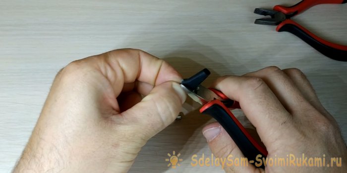 Мини фонарик брелок своими руками