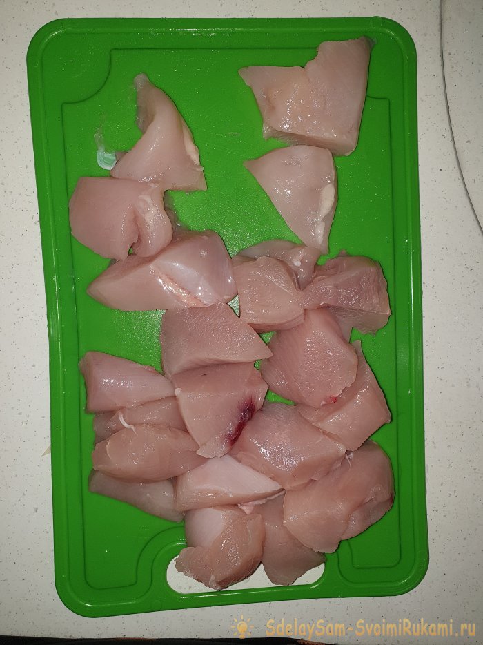 Молочные сардельки из куриного филе