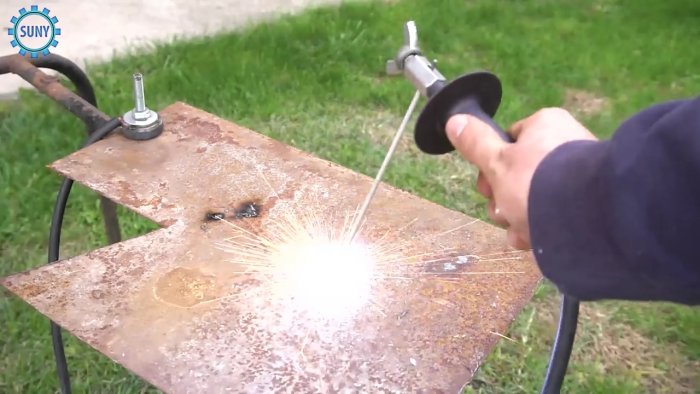 Как сделать надежный держатель для электрода