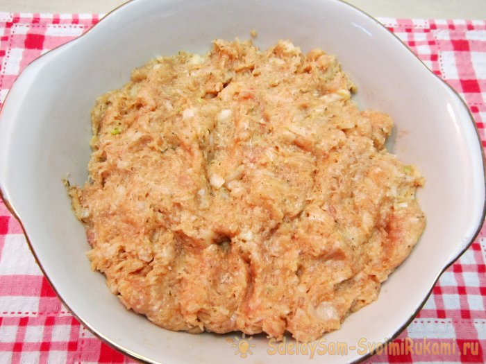 Люля-кебаб из куриного филе на сковороде