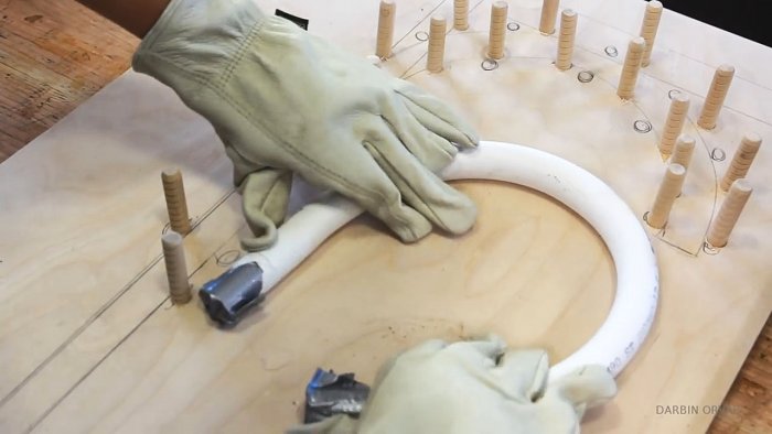 Как правильно согнуть пластиковую трубы