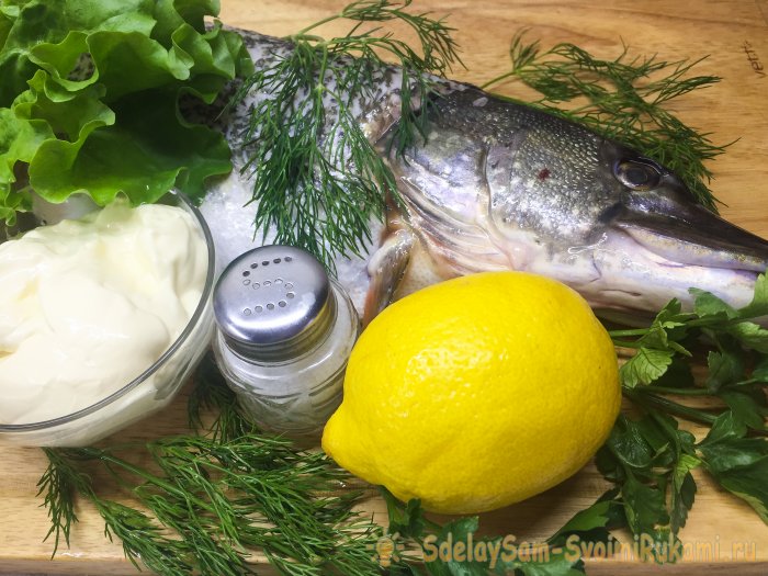 Как вкусно запечь целиком щуку в духовом шкафу