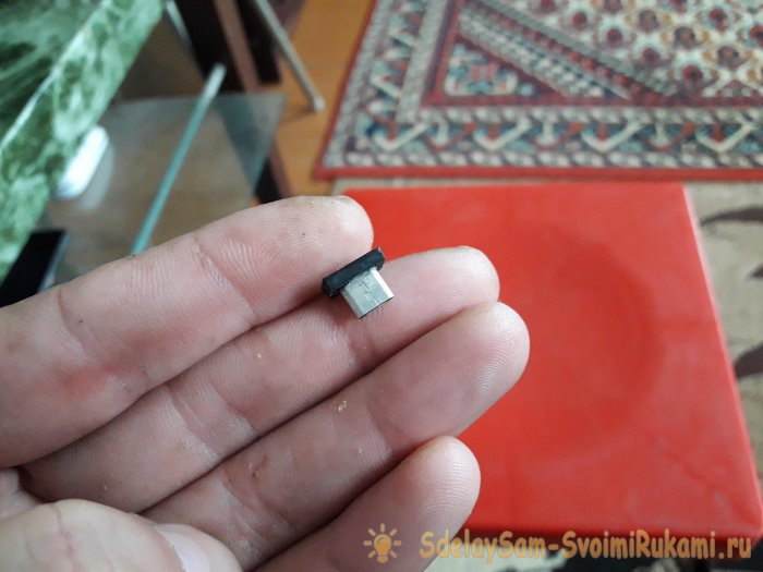 Как сделать надёжные заглушки для телефона