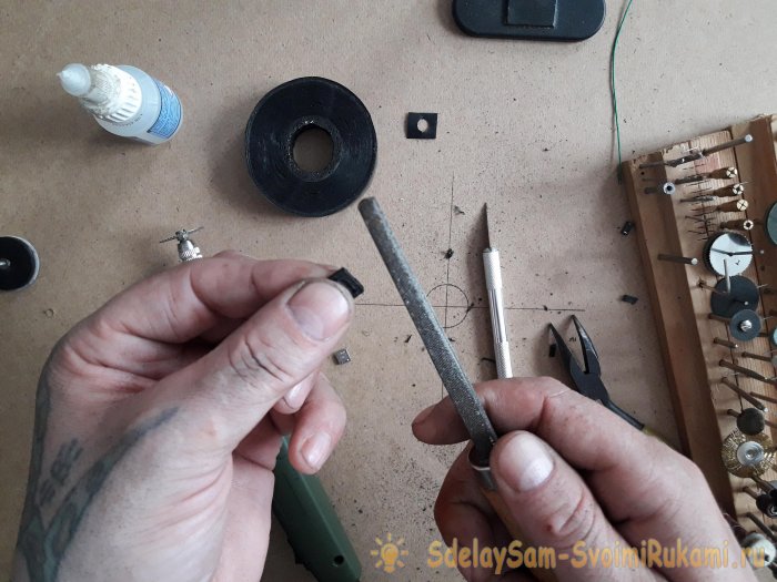 Как сделать надёжные заглушки для телефона