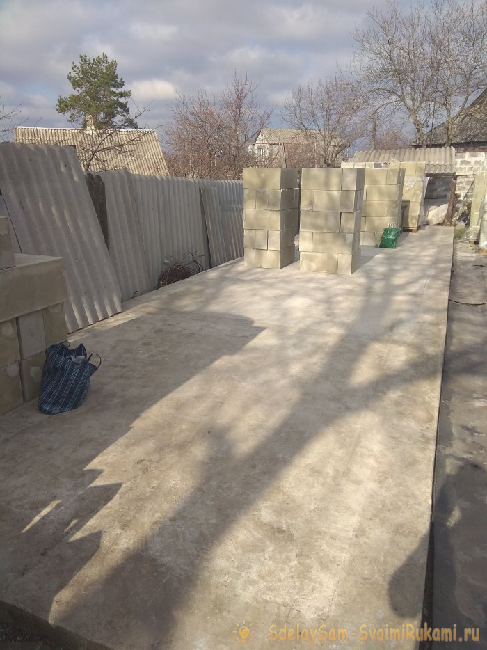 Возведение стен из пеноблоков