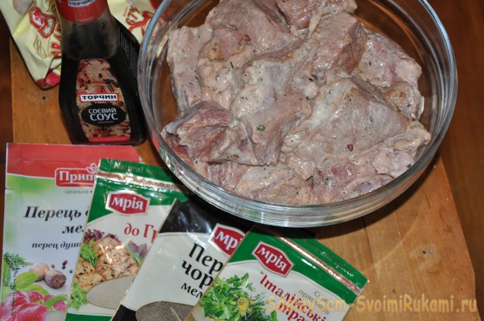 Свиной шашлык в соевом соусе