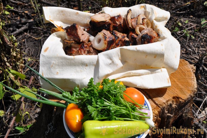 Свиной шашлык в соевом соусе