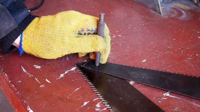 Резак по металлу из старых ножовок по дереву