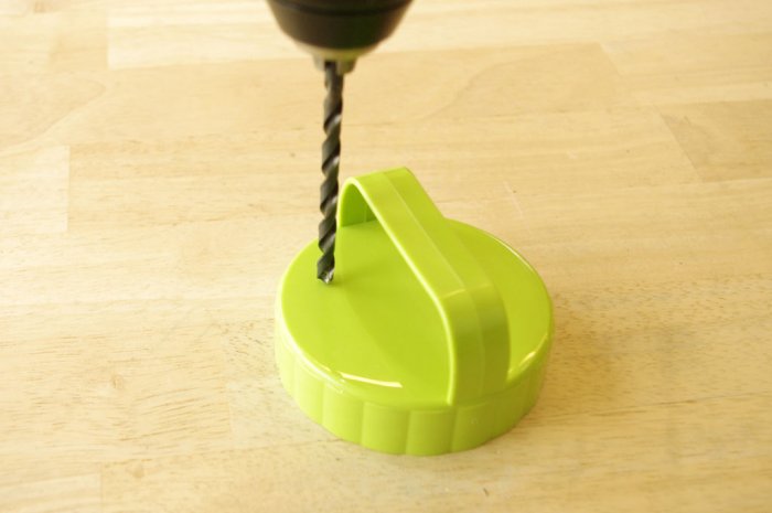 Фонарик в банке своими руками