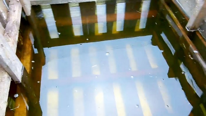 Как быстро сделать емкость для полива на 1000 литров практически бесплатно