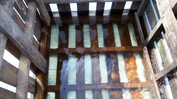 Как быстро сделать емкость для полива на 1000 литров практически бесплатно