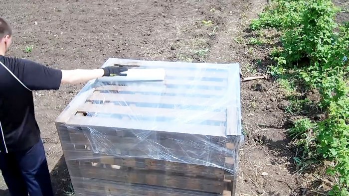 Как быстро сделать емкость для полива на 1000 литров практически бесплатно