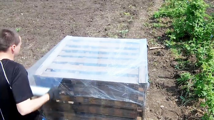 Как быстро сделать емкость для полива на 1000 литров практически бесплатно