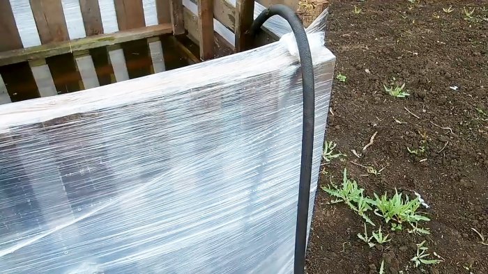 Как быстро сделать емкость для полива на 1000 литров практически бесплатно