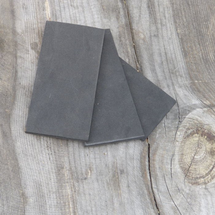 Самодельная щетка из вторсырья к которой не липнет мусор