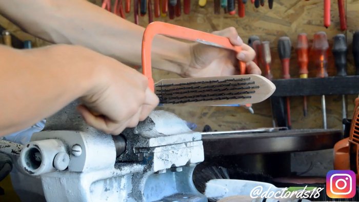 Как расширить функционал триммера за счет щеток