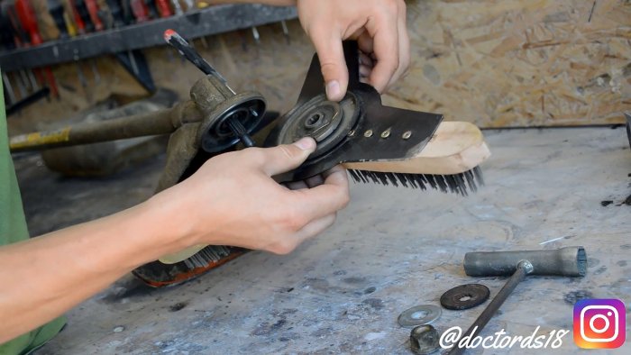 Как расширить функционал триммера за счет щеток