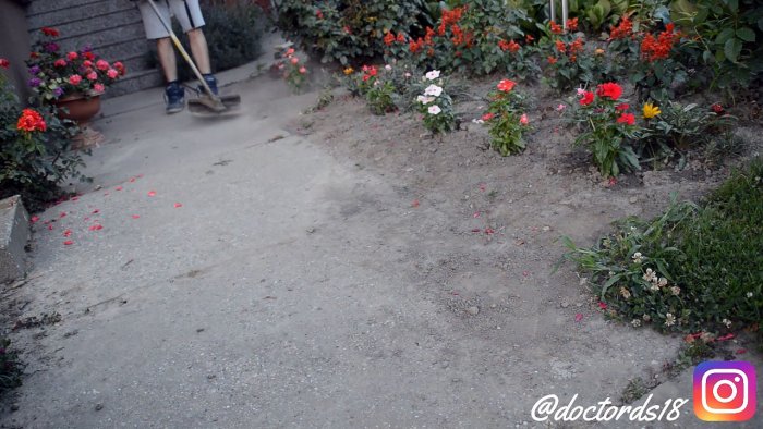 Как расширить функционал триммера за счет щеток