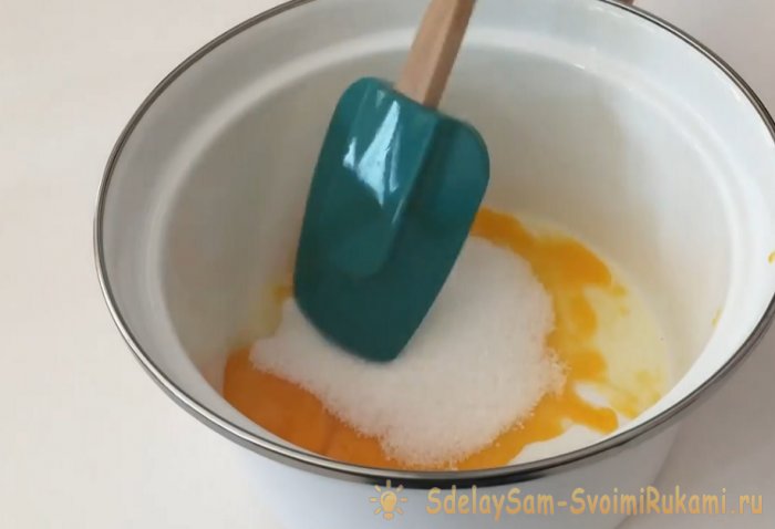 Как просто и вкусно приготовить домашнее мороженое