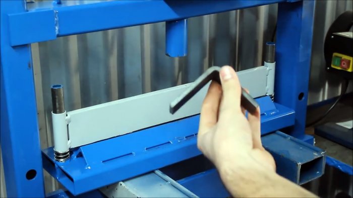 Гибочный штамп для самодельного пресса из домкрата