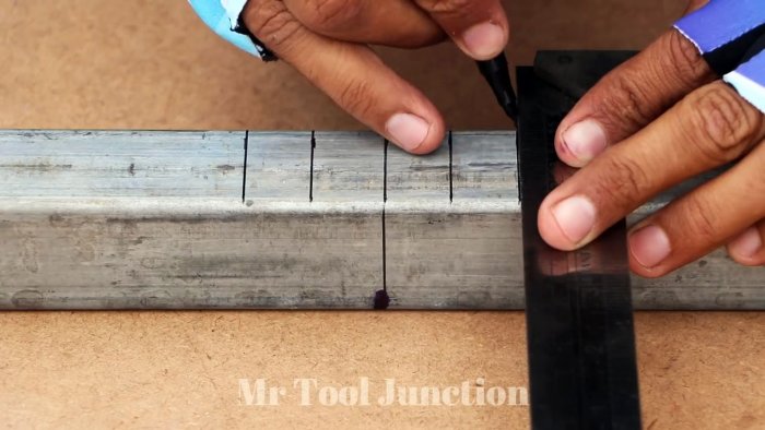 Как сделать необычный аккуратный изгиб профильной трубы под любой угол