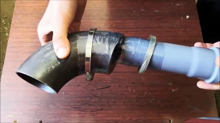 Соединяем 2 трубы разного диаметра ПЭТ бутылкой