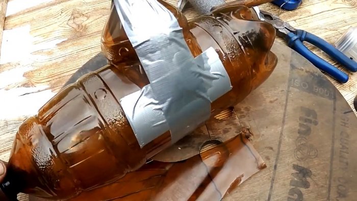 С таким чучелом из ПЭТ бутылки птицы не подлетят к вашему участку на километр