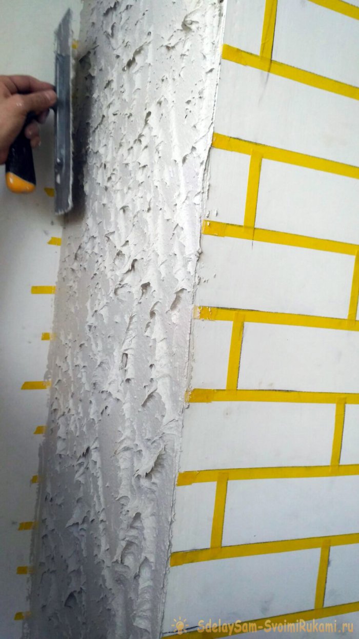 Несложная декоративная штукатурка под кирпич своими руками