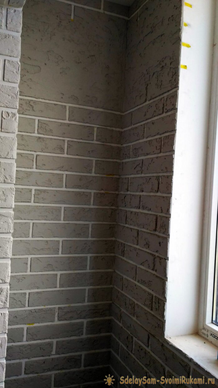 Несложная декоративная штукатурка под кирпич своими руками