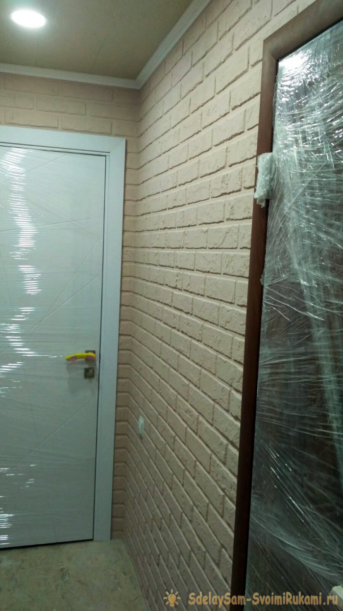 Несложная декоративная штукатурка под кирпич своими руками