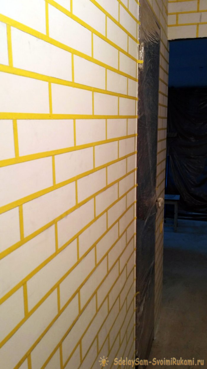 Несложная декоративная штукатурка под кирпич своими руками