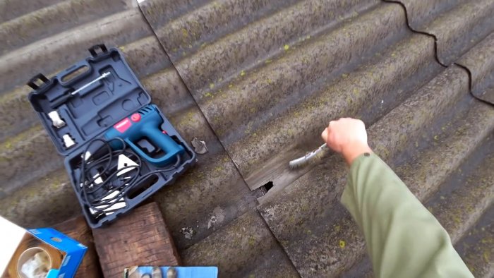 Как и чем быстро заделать пробоины в шифере чтобы потом не переделывать