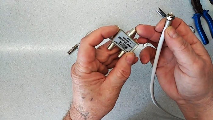 Простая антенна для цифрового ТВ своими руками на основе сплиттера