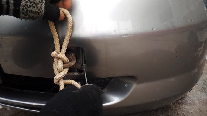 Как завязать надежный буксировочный узел, который легко развязать