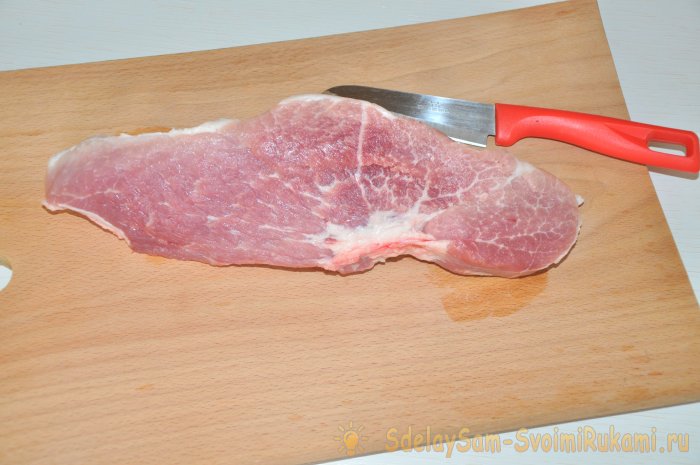 Бастурма из свинины в холодильнике